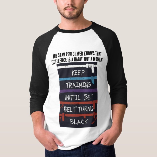 Spitzenleistung im Design auf T - SHIRT (Vorderseite)