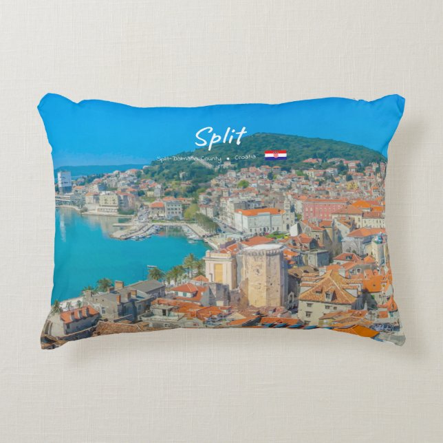 Split, Kroatien - Küstenstadt Dekokissen (Vorderseite)