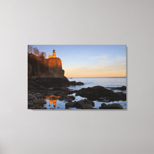 Split Rock Lighthouse bei Sonnenuntergang nahe Two Leinwanddruck