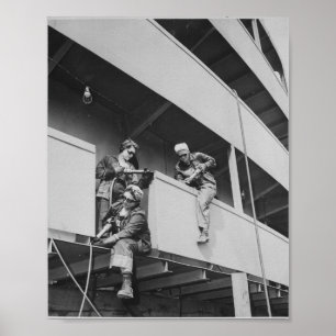 Splitterung der Schlacke weg von einem Schiff Poster