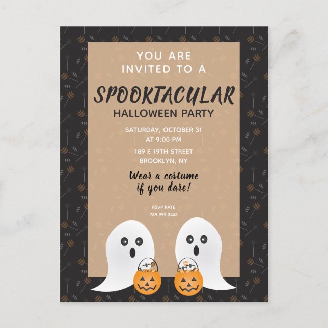 Spookltacular Halloween-Party Ghost Trick oder Tre Einladungspostkarte (Vorderseite)
