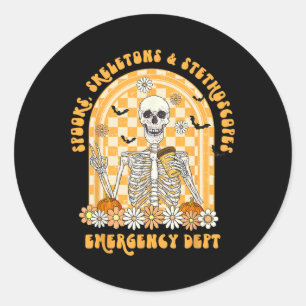 Spooks Skelette und Stethoscope Emergency Dept Er Runder Aufkleber