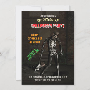 Spooktakuläres Halloween-Party. Funny Skeletts Einladung
