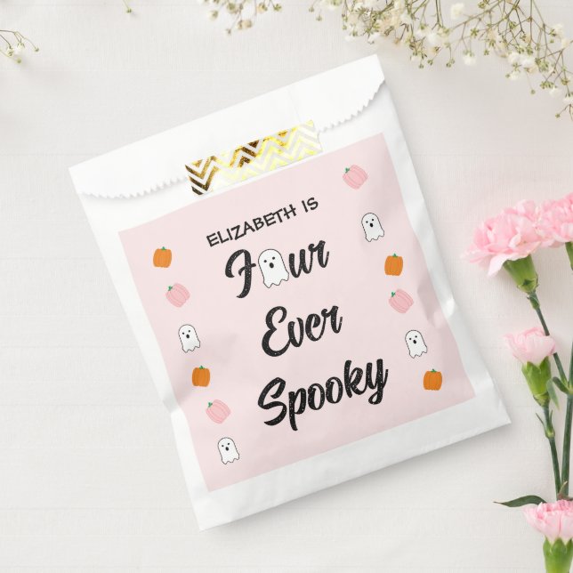 Spooky 4. Geburtstag Geschenktütchen (Versiegelt)
