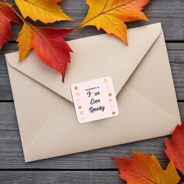 Spooky 4. Geburtstag Quadratischer Aufkleber (Von Creator hochgeladen)