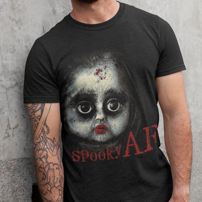 Spooky AF Creepy Goth Doll Face Halloween T-Shirt (Von Creator hochgeladen)