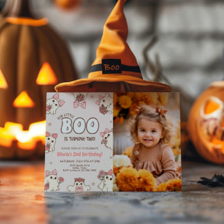 Spooky Babe Retro Halloween Foto Einladung