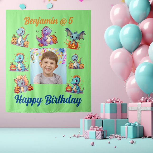 Spooky Baby Dino Kindergeburtstag Party Hintergrun Wandteppich (Von Creator hochgeladen)