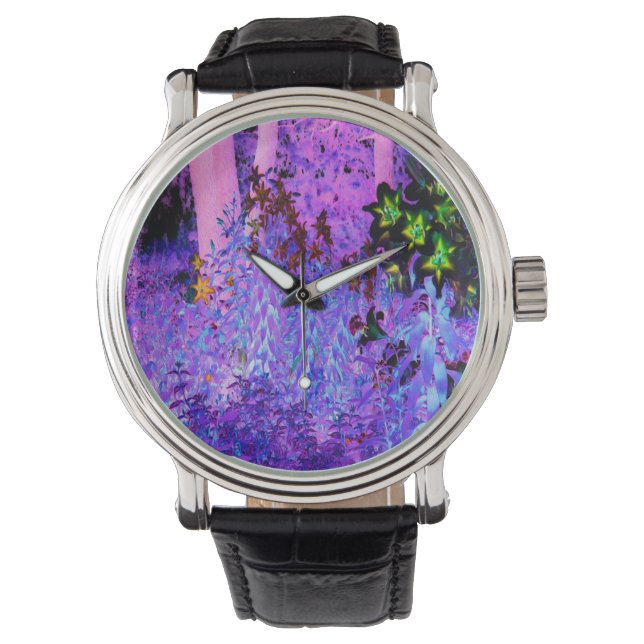 Spooky Black and Crimson Lily Garden Landschaft Armbanduhr (Vorderseite)