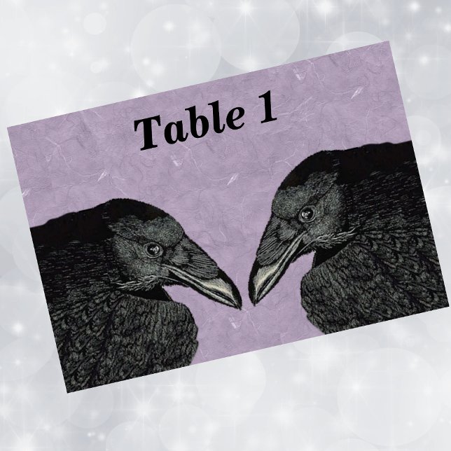 Spooky Black Crow Raven Face Tischnummer (Heads of two black mysterious crows on marbled purple event table cards.)