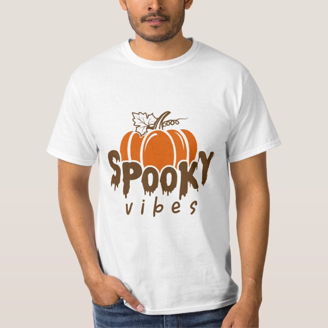 Spooky Brown Orange Halloween Vibes Graphic T-Shirt (Vorderseite)