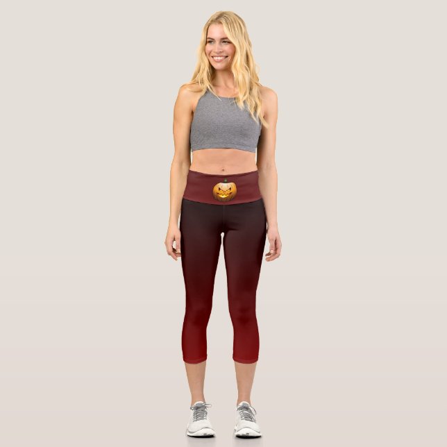 Spooky Burning Halloween Pumpkin Capri Leggings (Vorderseite)