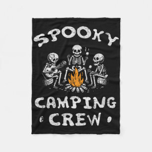 Spooky Camping Crew Halloween Camping Skeleton Cam Fleecedecke