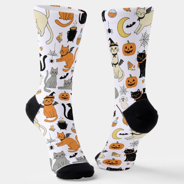 Spooky Cats Halloween Pattern Socken (Gewinkelt)