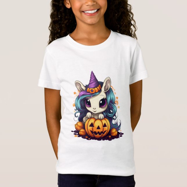 Spooky Critter Companies: Halloween-Themed Animal T-Shirt (Vorderseite)