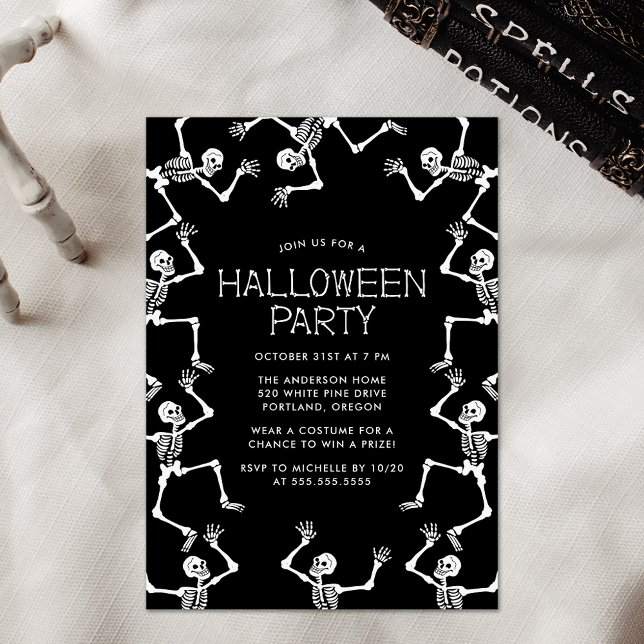 Spooky Dancing Skeletons Halloween Party Einladung (Von Creator hochgeladen)