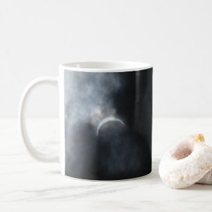 Spooky Eclipse Storm Clouds 2017 Kaffeetasse