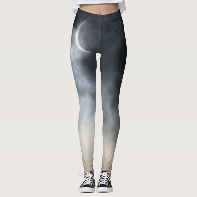 Spooky Eclipse Storm Clouds 2017 Leggings (Vorderseite)