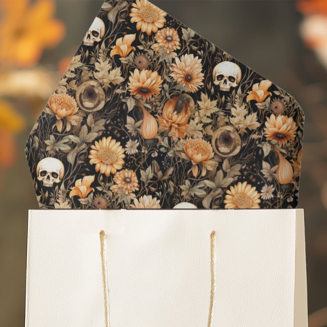 Spooky Fall Floral Skull Seidenpapier (Add spooky elegance to your gift wrap and Halloween crafts with this skull and flowers tissue paper.)