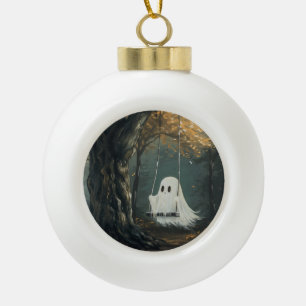 Spooky Ghost on Swing Halloween Autumn Forest Keramik Kugel-Ornament