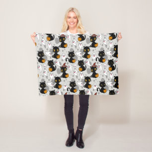 Spooky Ghost Pumpkin Paws Fleecedecke