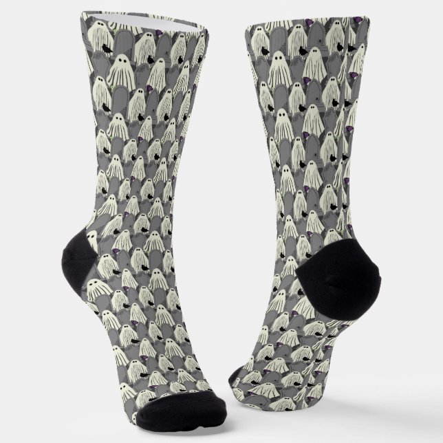 Spooky Ghosts and Grabsteins Halloween Socken (Gewinkelt)