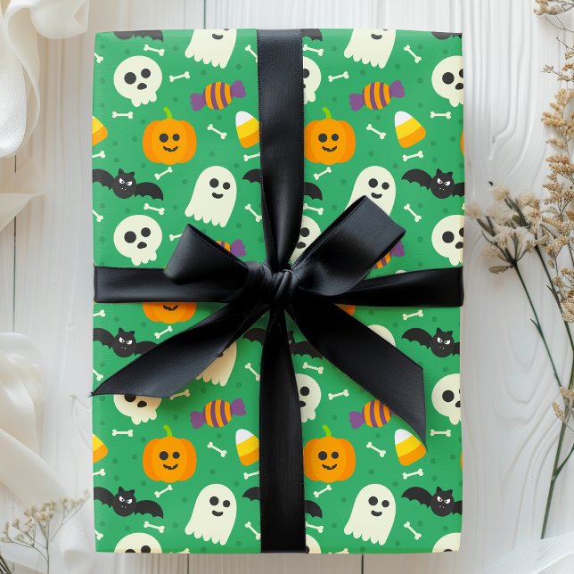 Spooky Green Ghost, Bat & Skull Halloween Geschenkpapier (Von Creator hochgeladen)