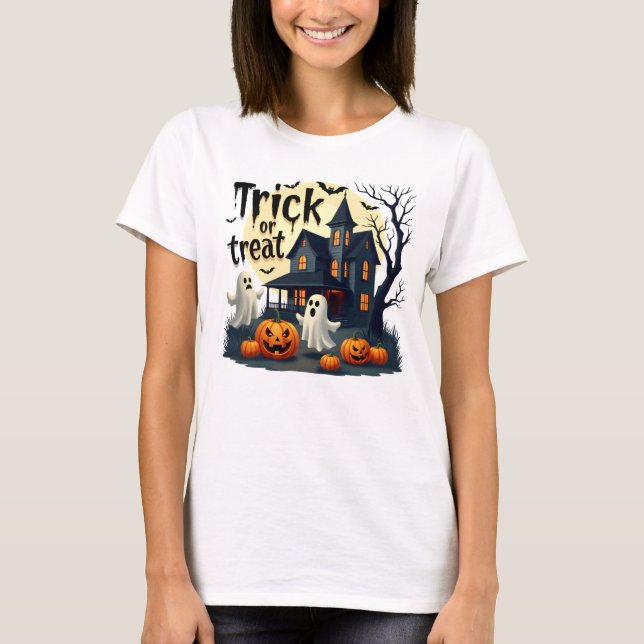 Spooky Halloween-Abend in der Spuk Hausszene T-Shirt (Vorderseite)