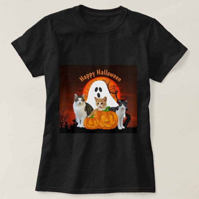 Spooky Halloween-Geist und Katzen auf dem Friedhof T-Shirt (Design vorne)