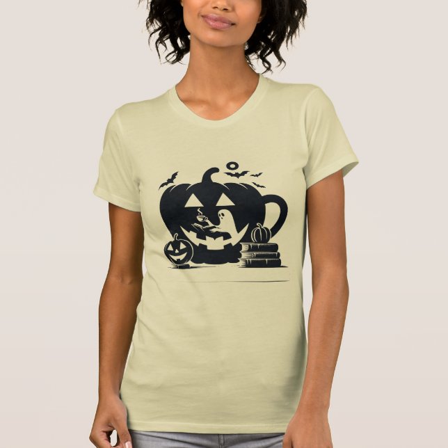 Spooky Halloween Ghost mit Pumpkin-Tasse T-Shirt (Vorderseite)