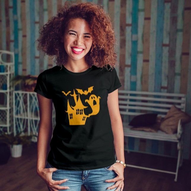 Spooky Halloween House Orange Graphic T-Shirt (Von Creator hochgeladen)