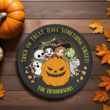 Spooky Halloween Monster Cartoon Trick oder Trete