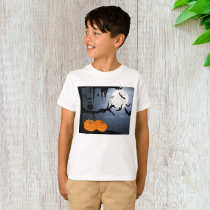 Spooky Halloween Night Szene T-Shirt