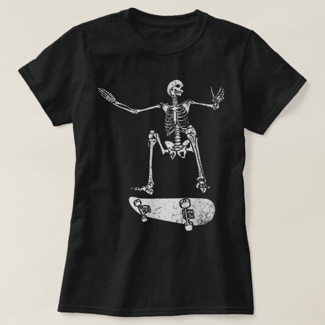 Spooky Halloween Party - Skateboarding skeleton co T-Shirt (Design vorne)