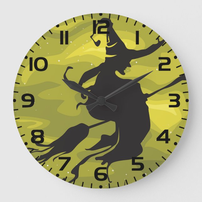 Spooky Halloween Witch Flying on Broomstick Große Wanduhr (Vorderseite)