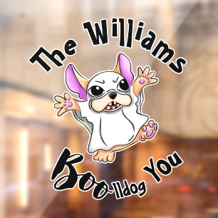 Spooky Hugs: Niedliches Bulldog-Boo-Geisterhaus Fensteraufkleber