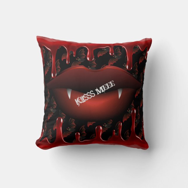 Spooky Kisss Meee Kissen (Vorderseite)