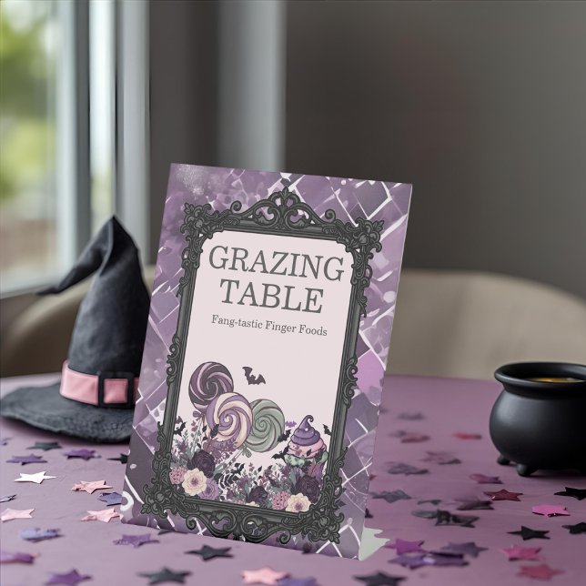 Spooky Niedlich Gothic lila Grazing Table Sockelschild (Spooky Cute Gothic purple Grazing Table Pedestal Sign)