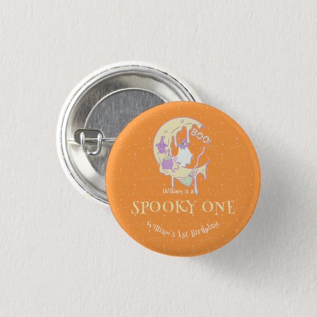 Spooky One Boy Niedlich Ghost Halloween 1. Geburts Button (Vorne & Hinten)