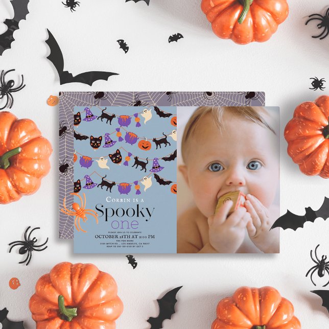 Spooky One Halloween Blue 1st Birthday Photo Einladung (Von Creator hochgeladen)