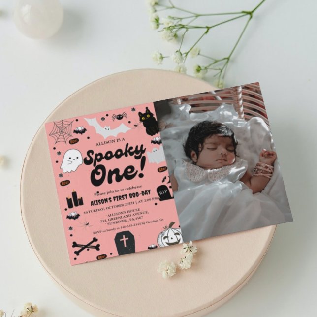 Spooky One Retro Grovy Halloween Mädchen 1. Geburt Einladung (Von Creator hochgeladen)