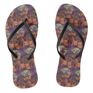 Spooky Poodle Hund Halloween Hexe und Kürbis Flip Flops
