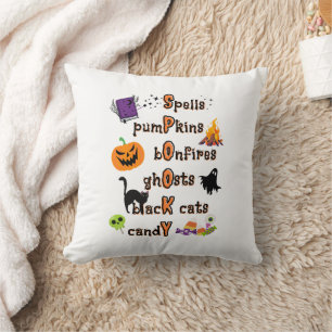 SPOOKY Rechtschreibung mit allen Dingen Halloween Kissen
