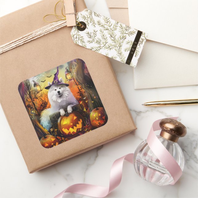 Spooky Samoyed Hund Halloween Hexe und Kürbiskröte Quadratischer Aufkleber (Schenken)
