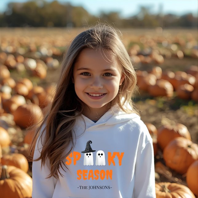 Spooky Season Hoodie - Modernes Halloween-Outfit (Von Creator hochgeladen)