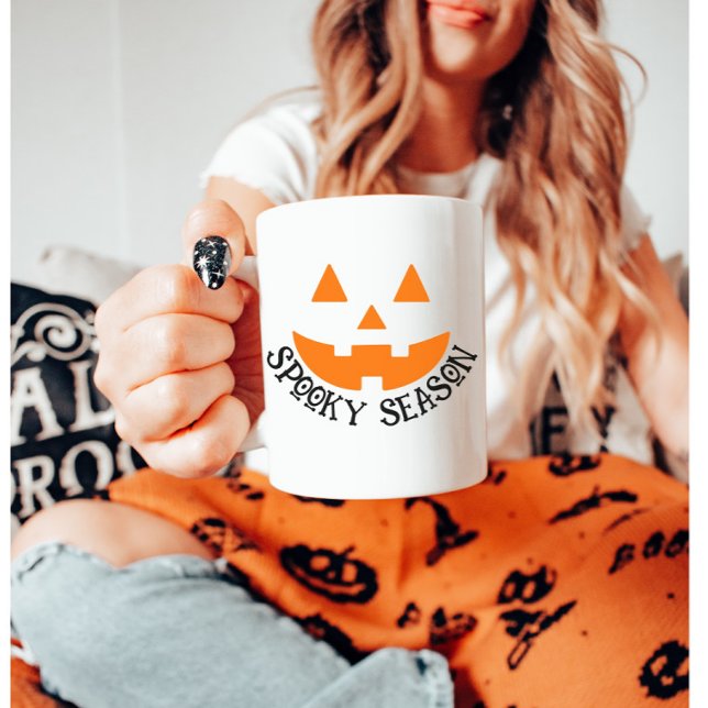 Spooky Season Pumpkin Geace Niedliche Halloween-Ta Kaffeetasse (Von Creator hochgeladen)
