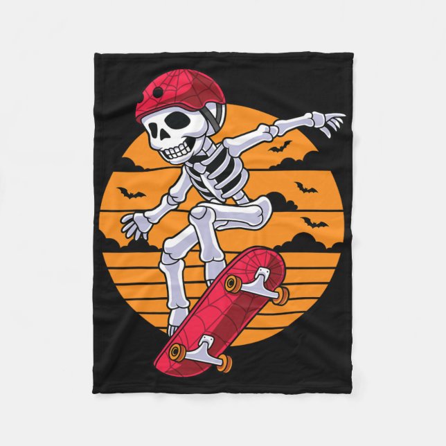 Spooky Skateboarding Skeleton Funny Skater Fleecedecke (Vorderseite)