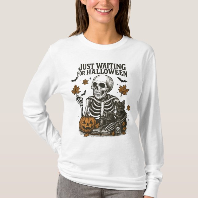Spooky Skeleton Cat Halloween Vibes T-Shirt (Vorderseite)