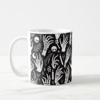Spooky Skeleton Hands Tasse