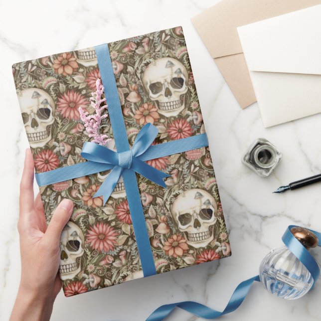 Spooky Skulls & Red Blume Geschenkpapier (Schenken)
